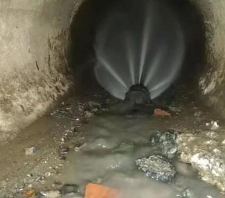 屏边市政管道清淤