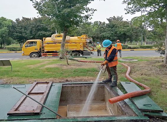屏边化油池清理
